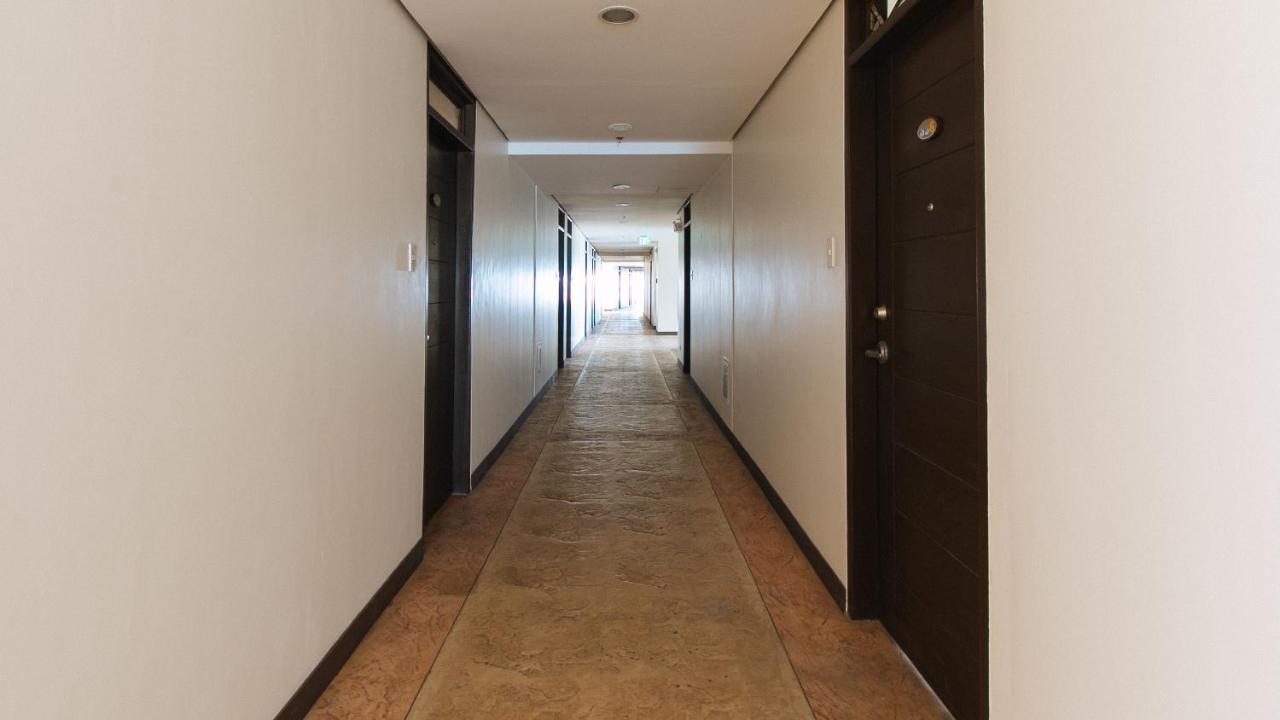 Reddoorz Plus @ Cuarto Verde Staycation Las Piñas Exteriér fotografie