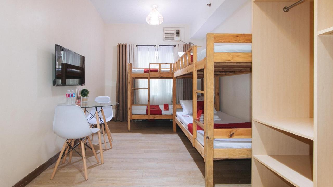 Reddoorz Plus @ Cuarto Verde Staycation Las Piñas Exteriér fotografie