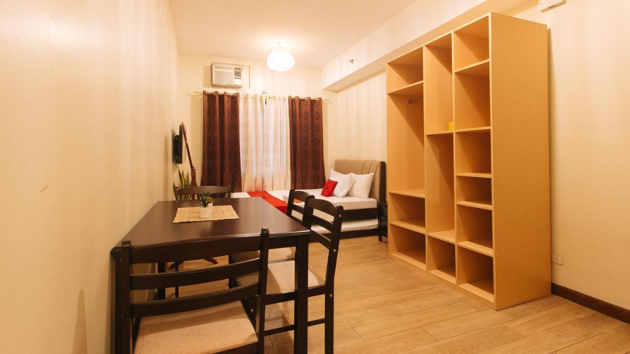 Reddoorz Plus @ Cuarto Verde Staycation Las Piñas Exteriér fotografie