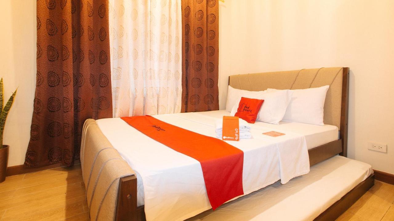 Reddoorz Plus @ Cuarto Verde Staycation Las Piñas Exteriér fotografie